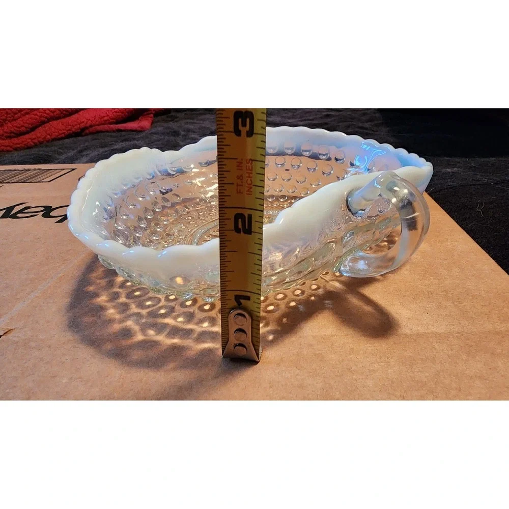 Anchor Hocking Moonstone Pattern Leaf Shape 7